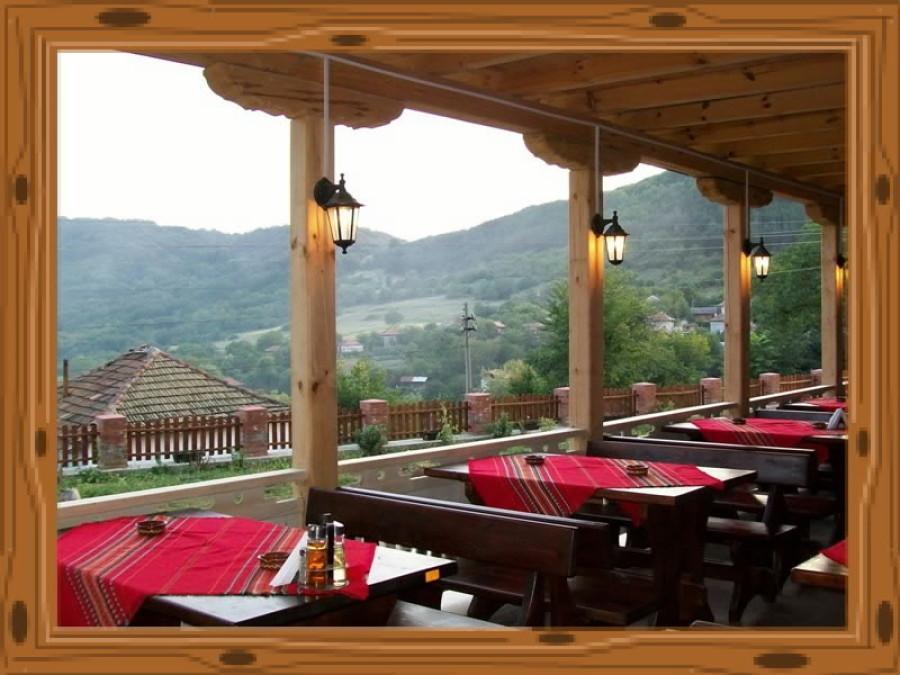 Family Hotel Lipite Tipchenitsa Exterior photo